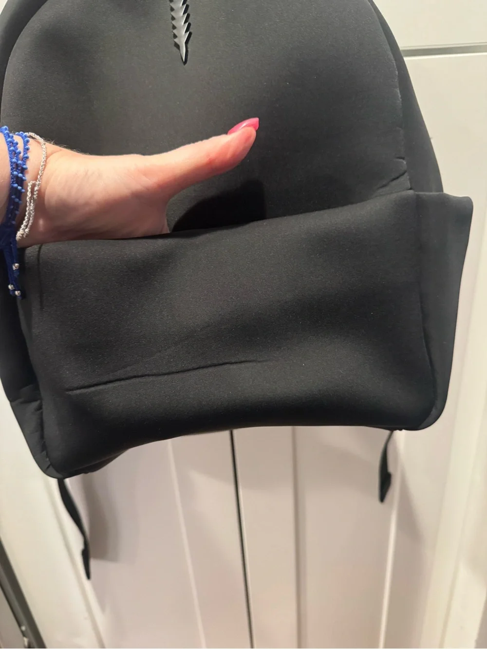 Thacker sleek black